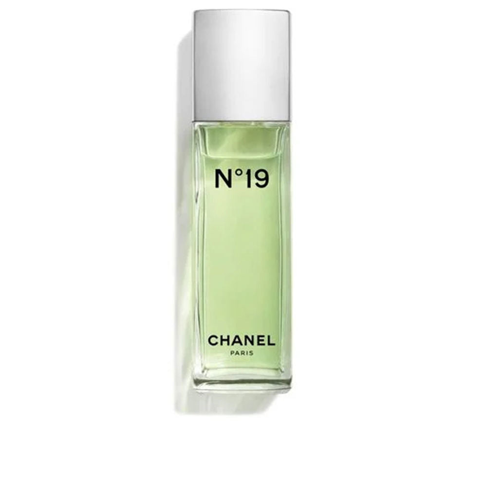 N°19 Eau de Toilette