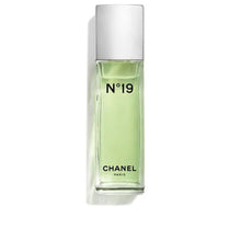 N°19 Eau de Toilette