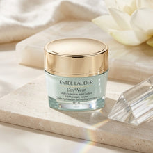 Daywear Moisturizer Multi-Protection Anti-Oxidant 24h-Moisture Creme SPF15
