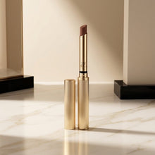 Pure Color Explicit Matte Lipstick