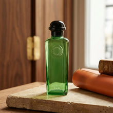 Eau de Pamplemousse Rose Cologne
