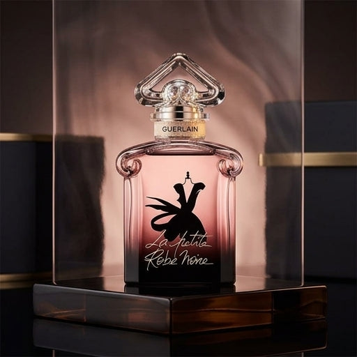 The Petite Robe Noire