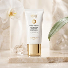 Abeille Royale UV Skin Defense Fluid Sun Protection SPF50