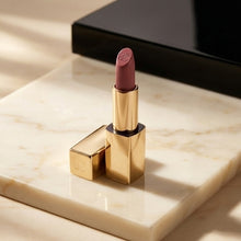 Pure Color Hi-Lustre Lipstick