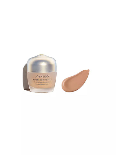 Future Solution LX Total Radiance Foundation